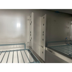 MESA REFRIGERADA 4 PUERTAS CON RUEDAS Y PETO FONDO 600 RCU2236